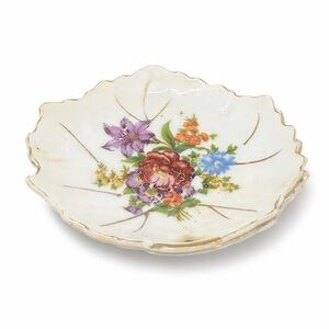 Vintage Set of 2 Floral Scallop Leaf Japanese Trinket Dish Antique Nut Dish